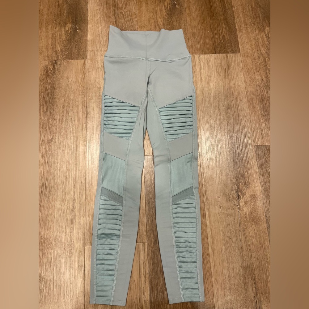 ALO Yoga Light Blue High-Waisted Leggings